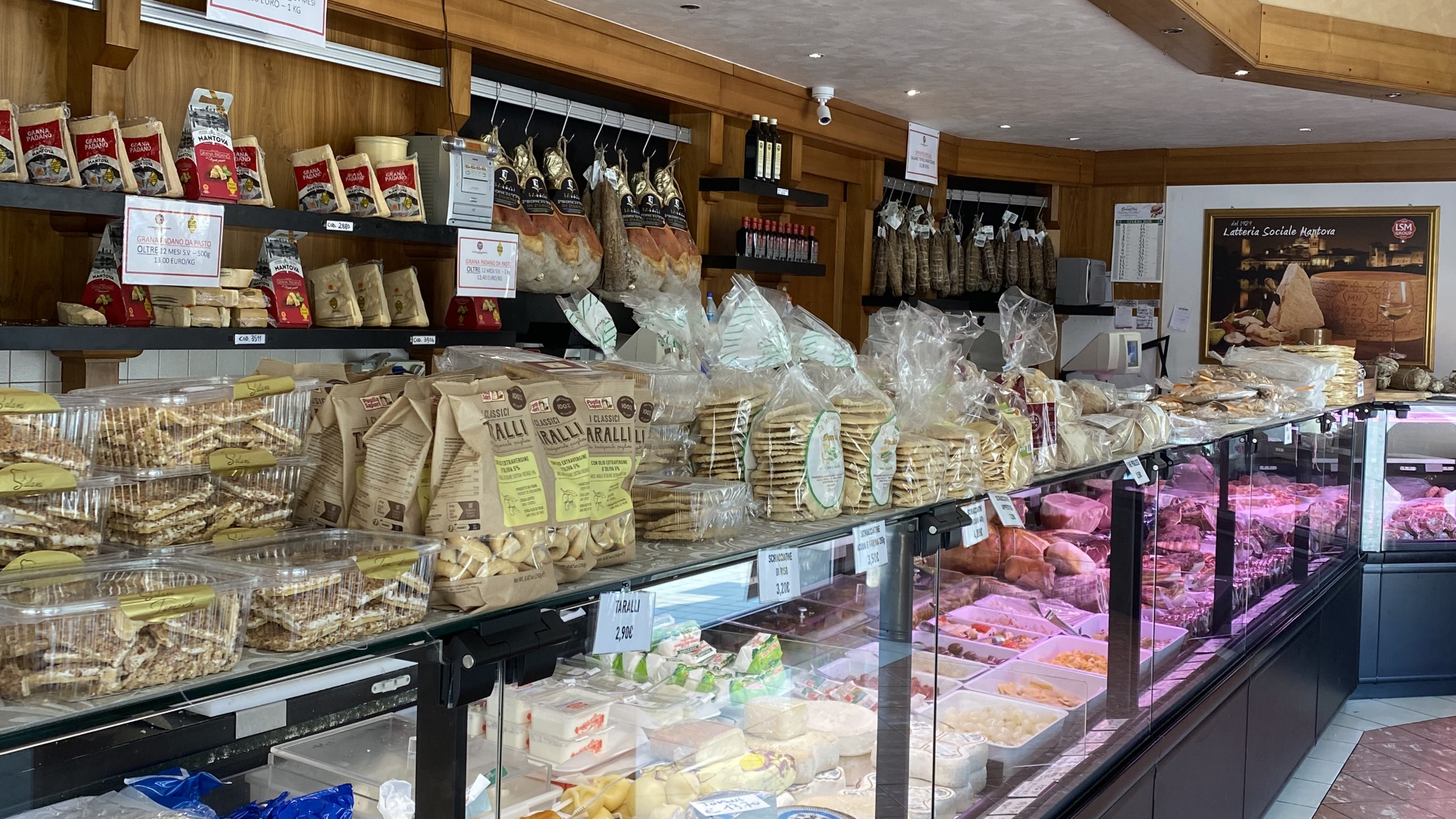 Latteria Sociale Mantova, spaccio prodotti a Porto Mantovano, vendita prodotti stagionati